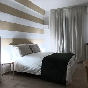 Fifth Floor Nápoles